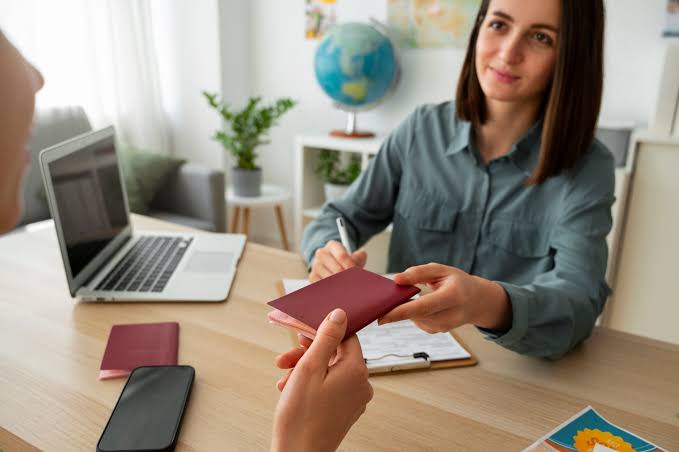 Regroupement familial au Québec : blocage jusqu'en 2026, comment faire face ? consultation avec un professionnel en immigration au Québec